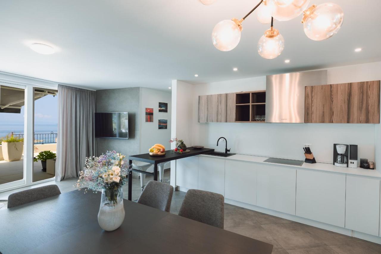 Villa Smaragd - Lapis - Luxury Apartment With Shared Pool マカルスカ エクステリア 写真